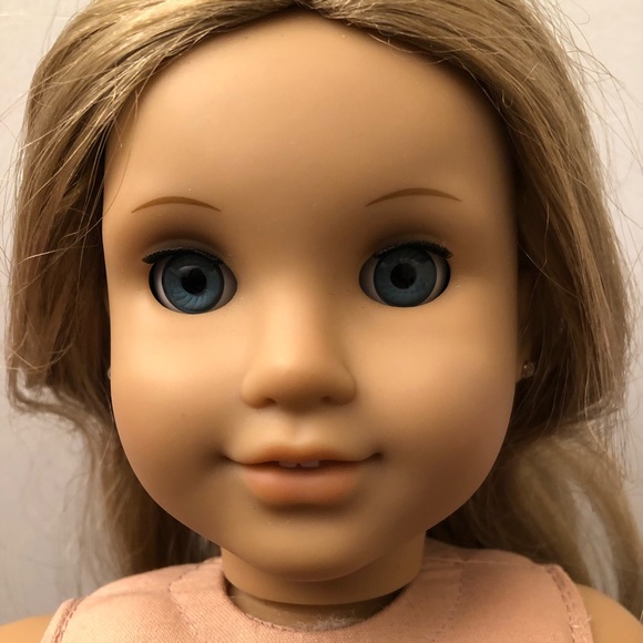 American Girl Doll Elizabeth - Picture 5 of 11